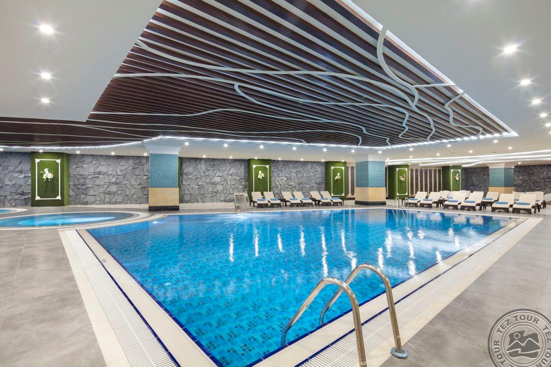 GRANADA LUXURY BEACH