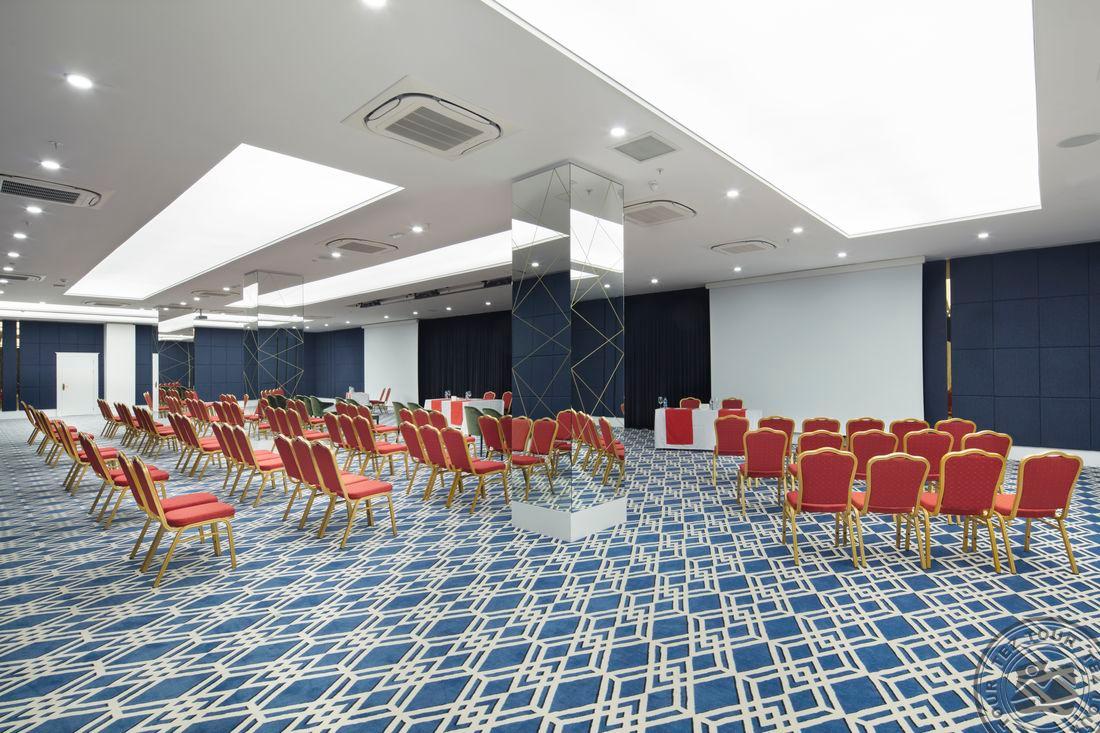 GRANADA LUXURY BEACH