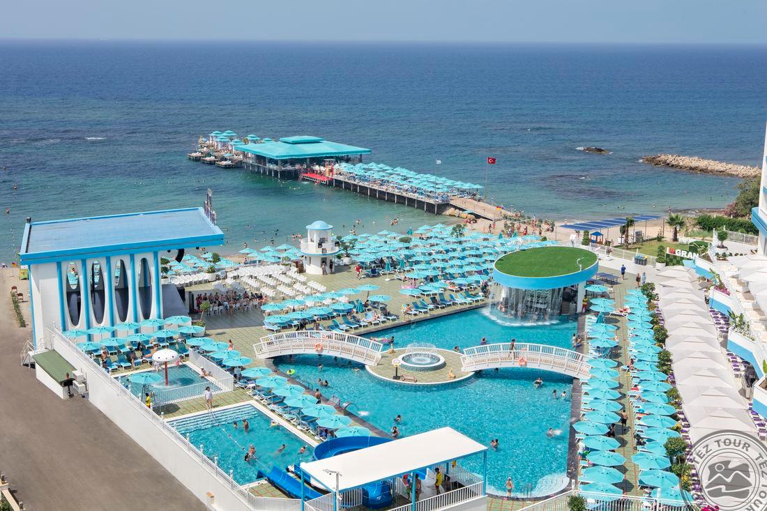 GRANADA LUXURY BEACH