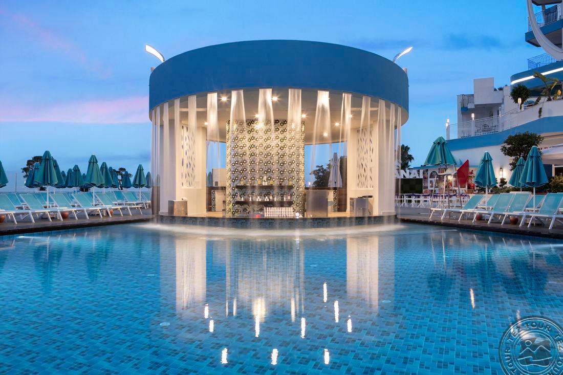 GRANADA LUXURY BEACH