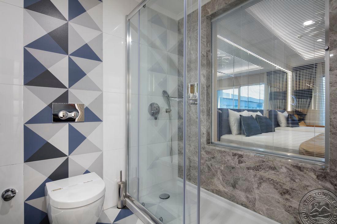 GRANADA LUXURY BEACH