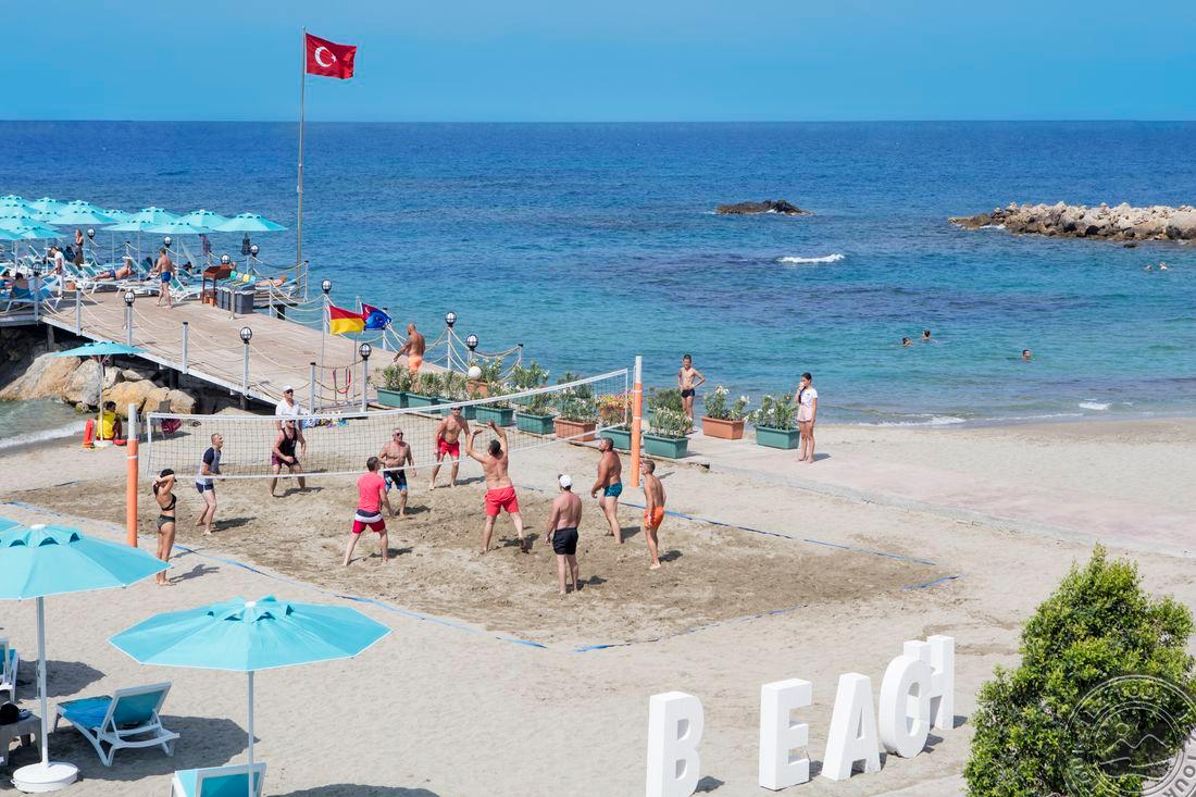 GRANADA LUXURY BEACH