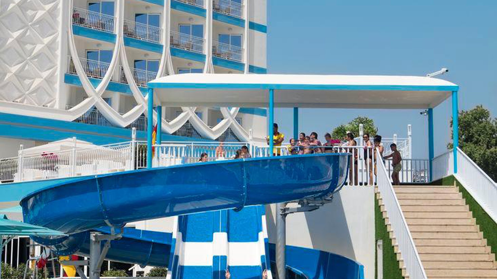 GRANADA LUXURY BEACH