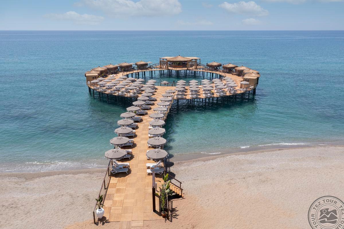 BLUE MARLIN DELUXE SPA & RESORT