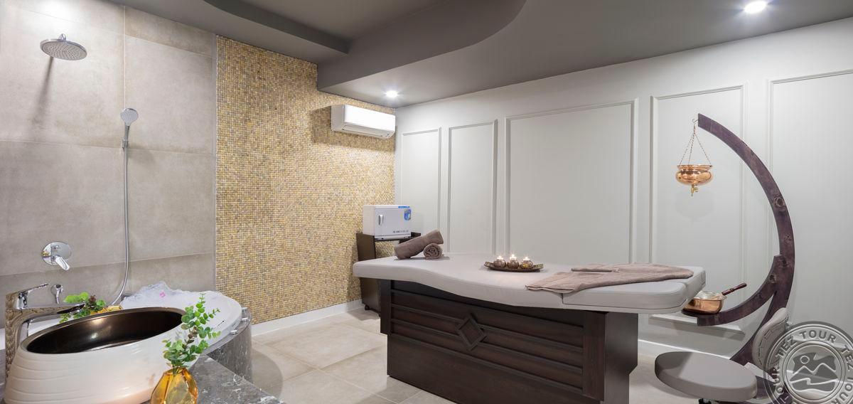 BLUE MARLIN DELUXE SPA & RESORT