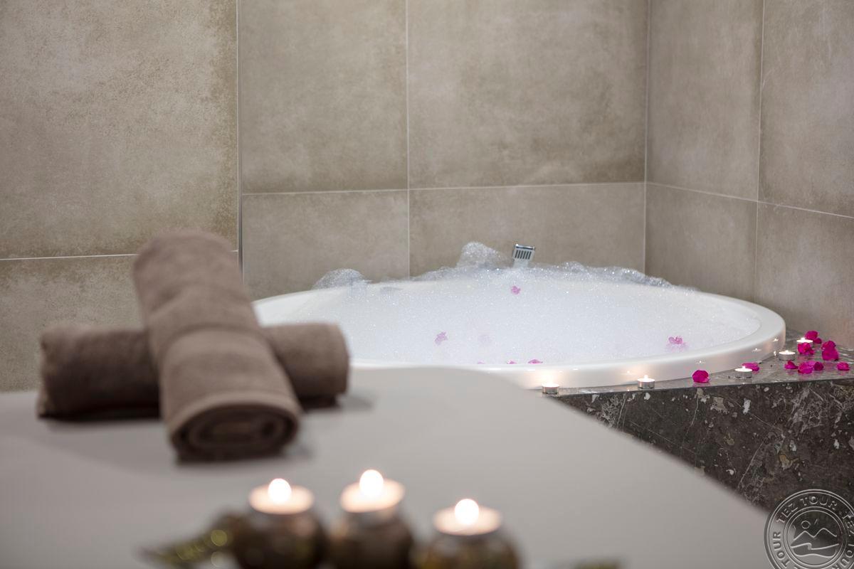 BLUE MARLIN DELUXE SPA & RESORT