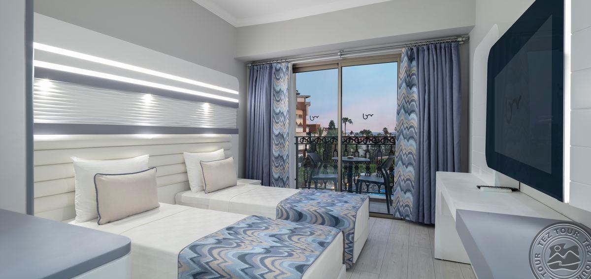 BLUE MARLIN DELUXE SPA & RESORT