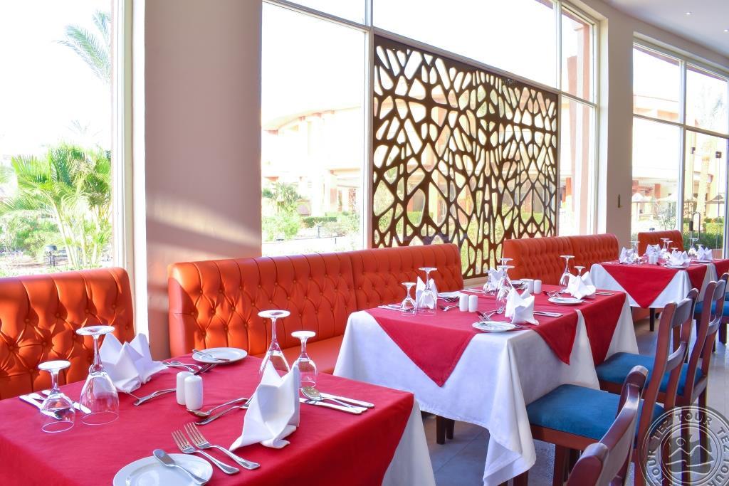 PARROTEL LAGOON RESORT