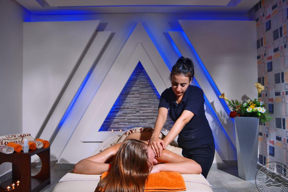 PICKALBATROS ROYAL MODERNA RESORT