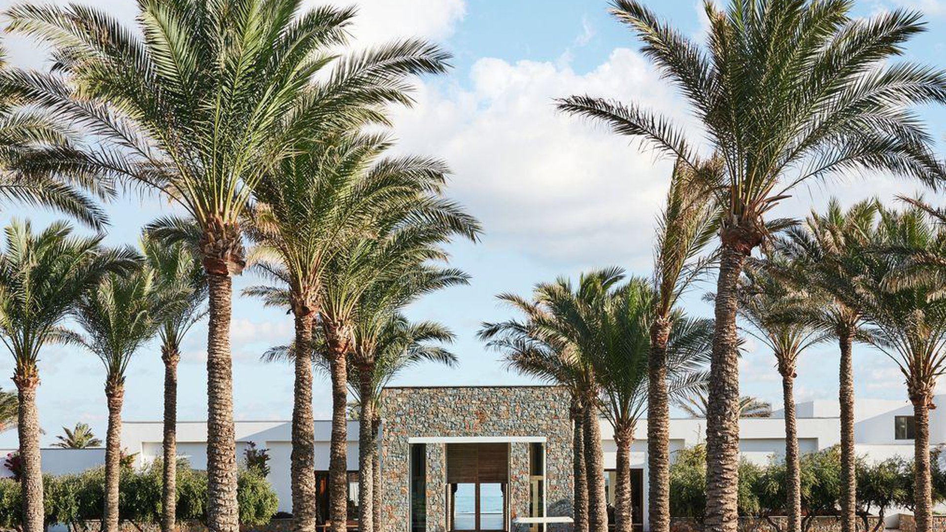 AMIRANDES A GRECOTEL RESORT TO LIVE