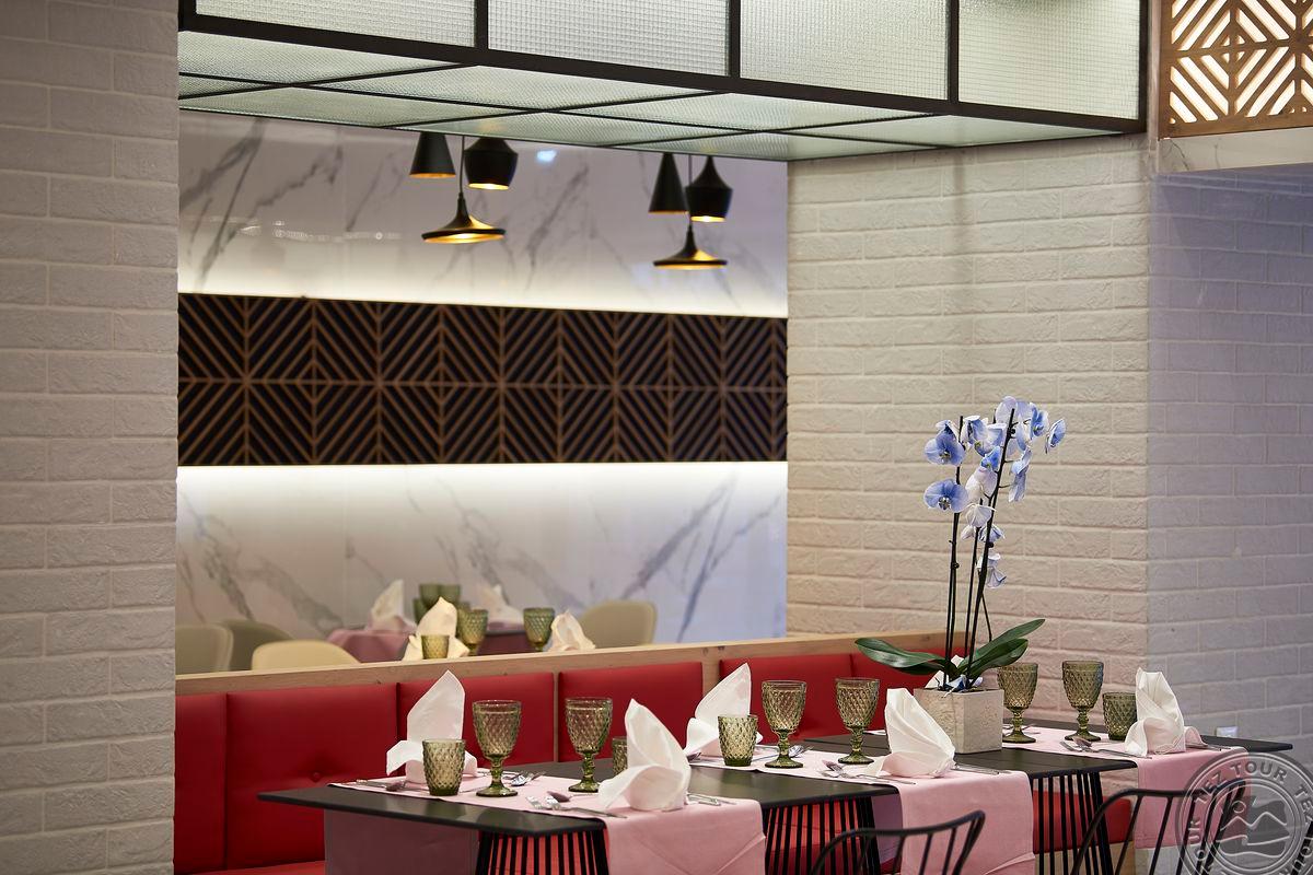 MYTHOS PALACE RESORT & SPA