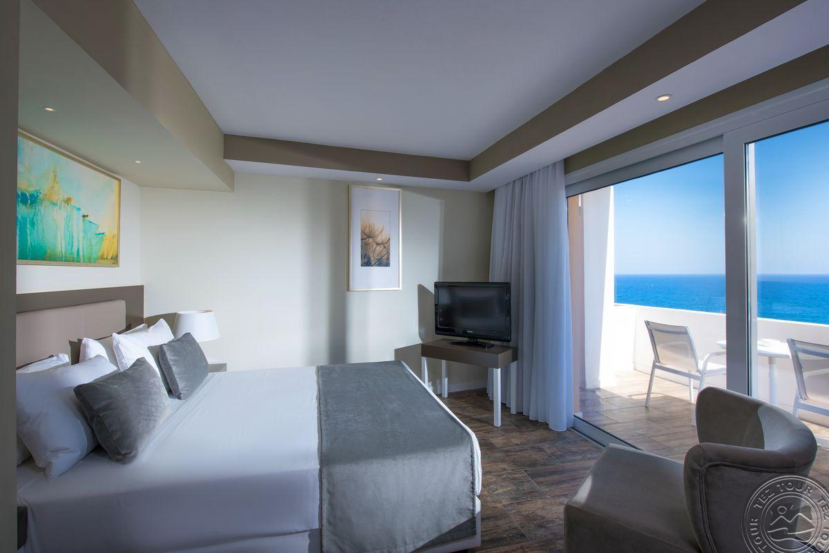 FODELE BEACH & WATER PARK HOLIDAY RESORT