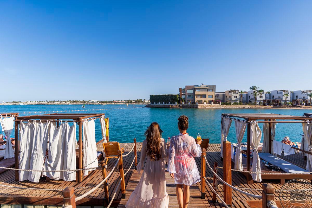 SUNRISE GRAND SELECT CRYSTAL BAY