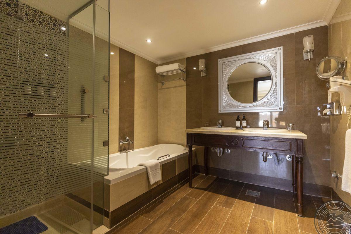 SUNRISE GRAND SELECT CRYSTAL BAY