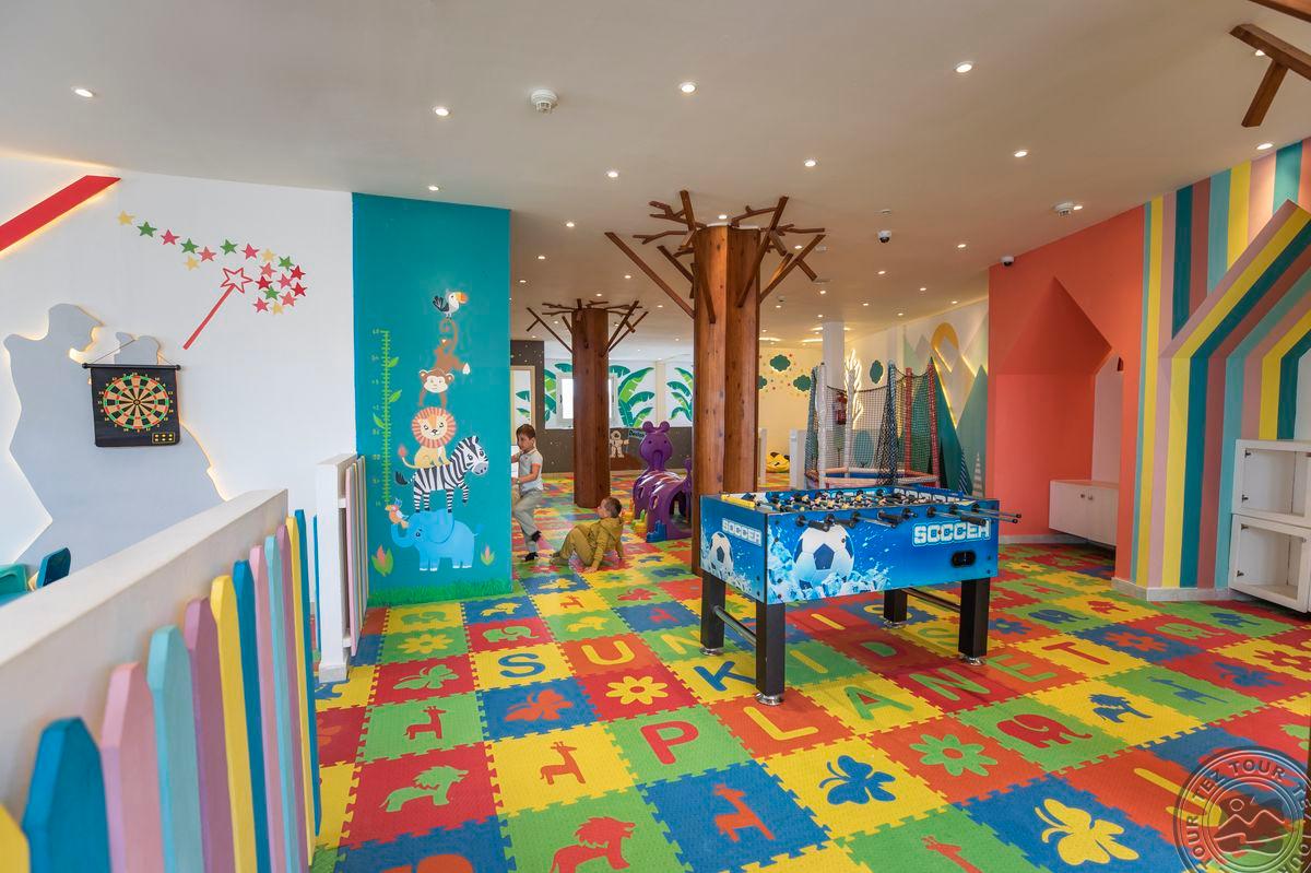 SUNRISE DIAMOND BEACH