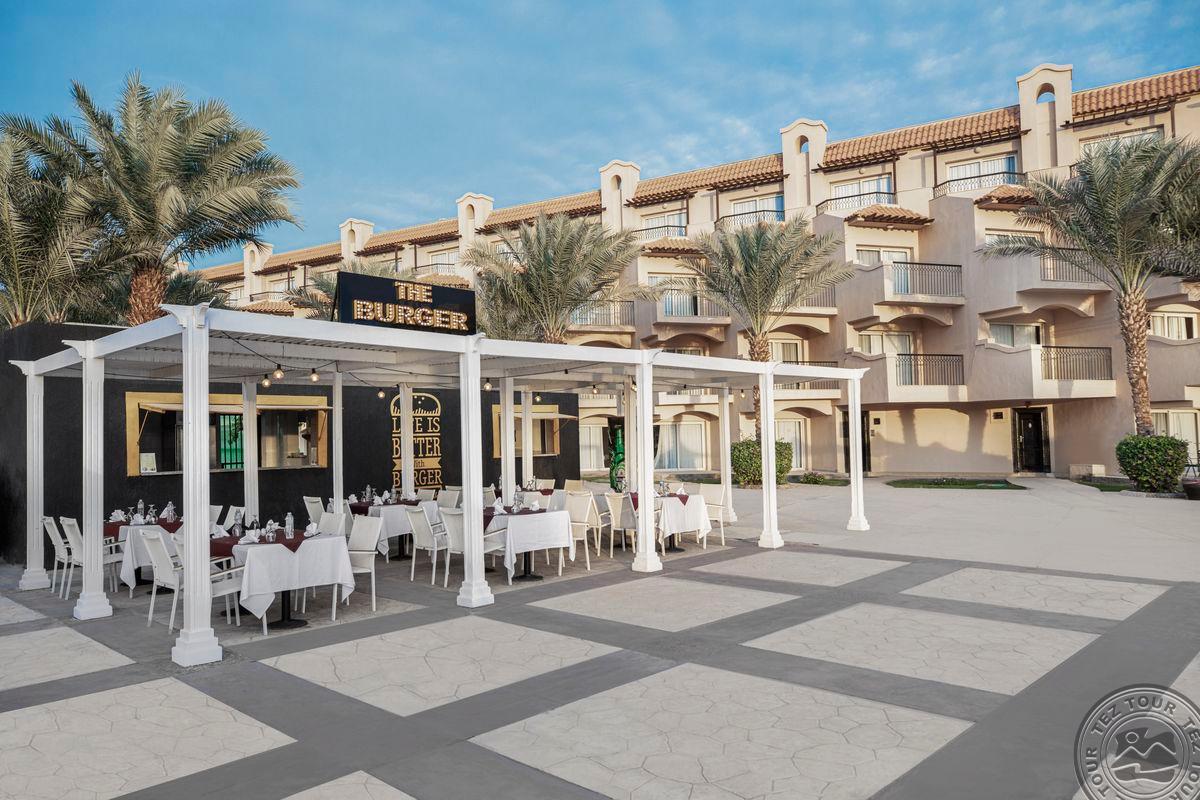 PYRAMISA SAHL HASHEESH BEACH RESORT