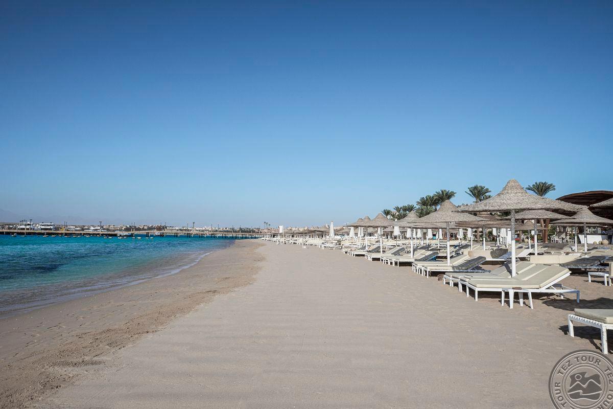 PYRAMISA SAHL HASHEESH BEACH RESORT