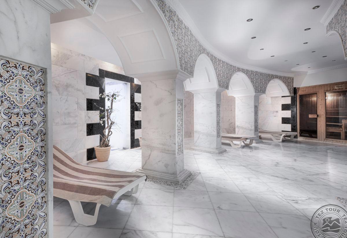 PYRAMISA SAHL HASHEESH BEACH RESORT