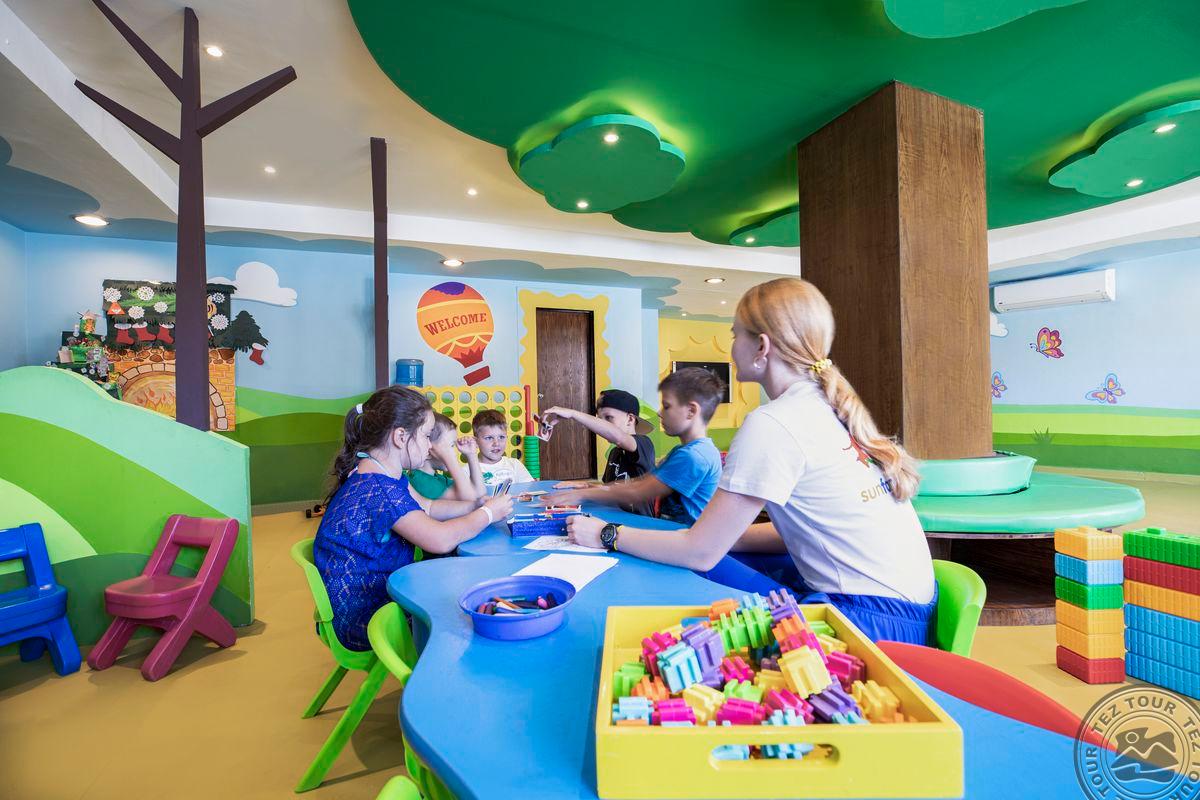 PYRAMISA SAHL HASHEESH BEACH RESORT