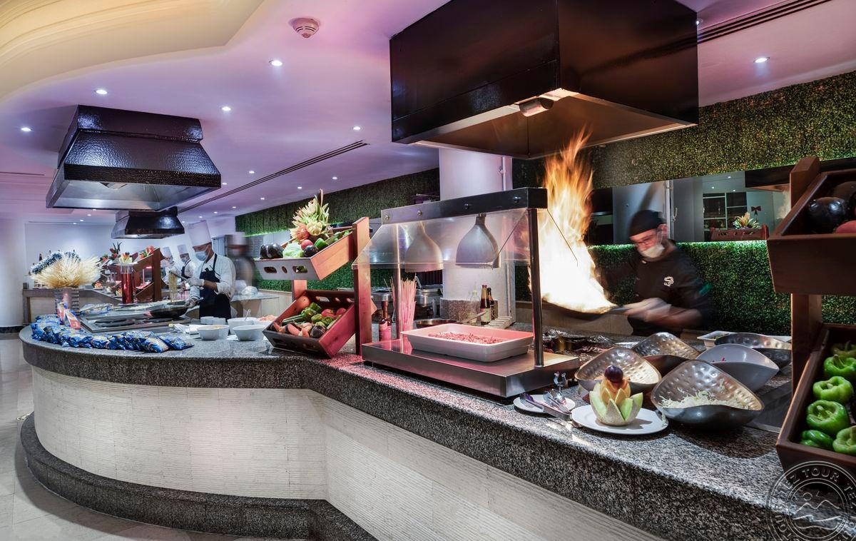 PYRAMISA SAHL HASHEESH BEACH RESORT