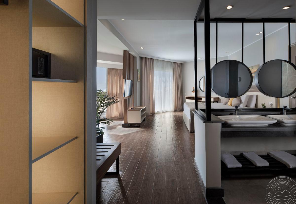 PYRAMISA SAHL HASHEESH BEACH RESORT