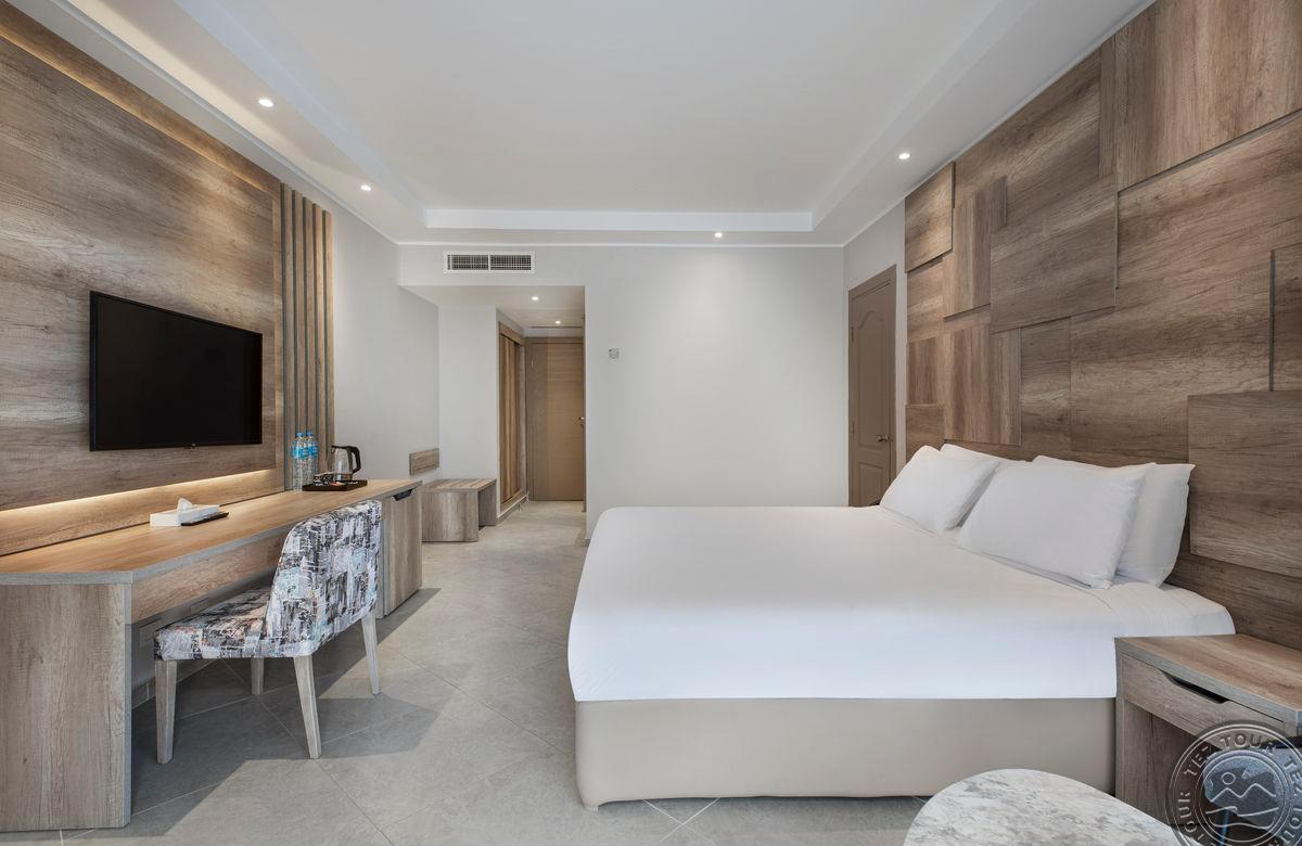 PYRAMISA SAHL HASHEESH BEACH RESORT