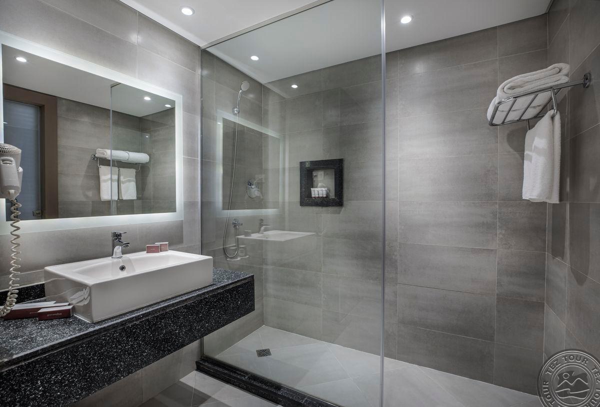 PYRAMISA SAHL HASHEESH BEACH RESORT