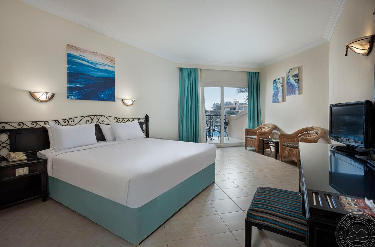 PYRAMISA SAHL HASHEESH BEACH RESORT