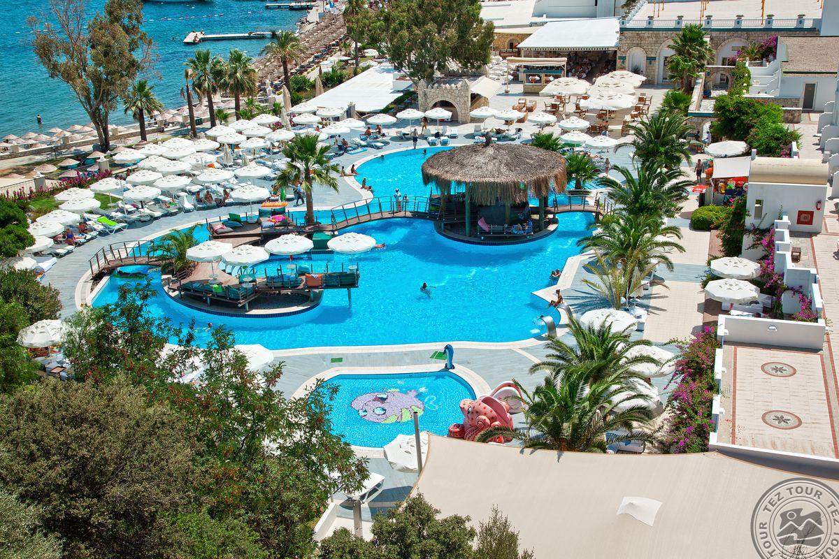 SALMAKIS RESORT & SPA