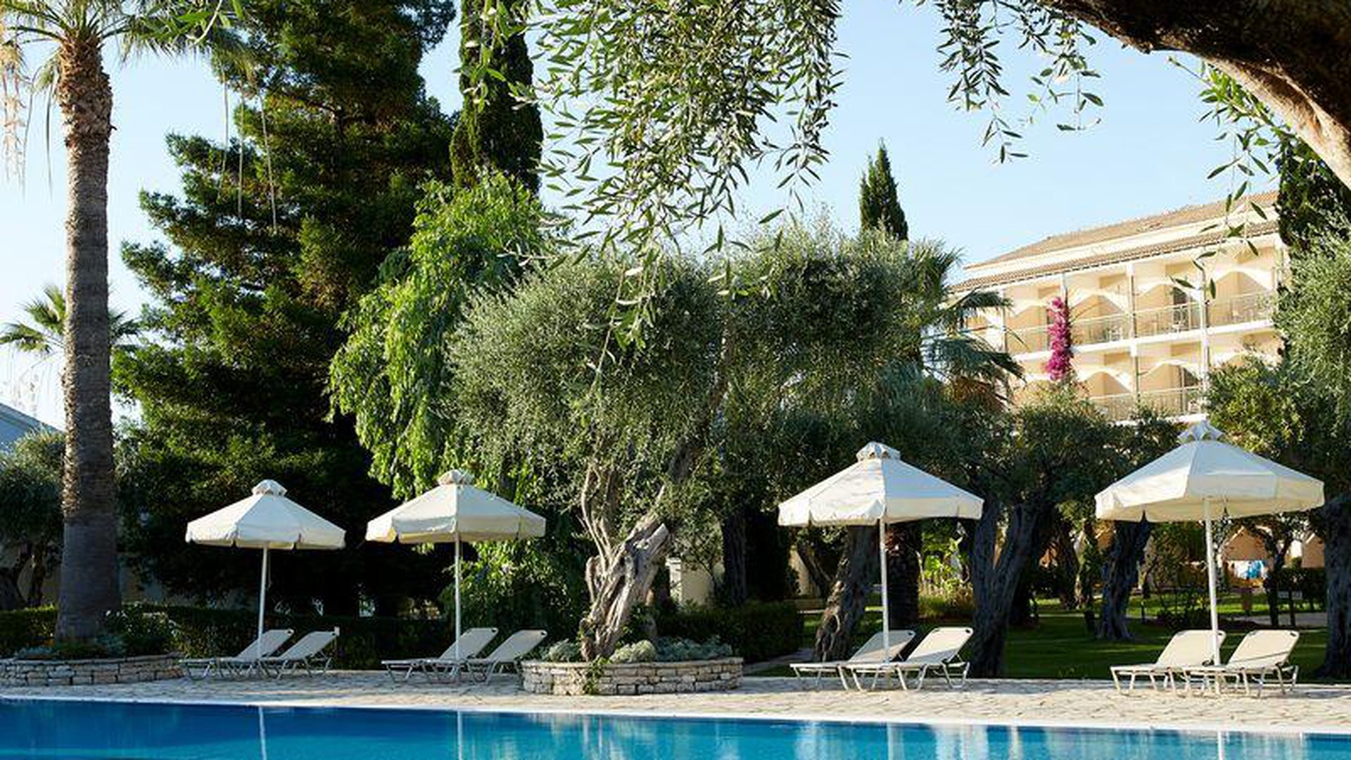 DELFINIA HOTEL CORFU