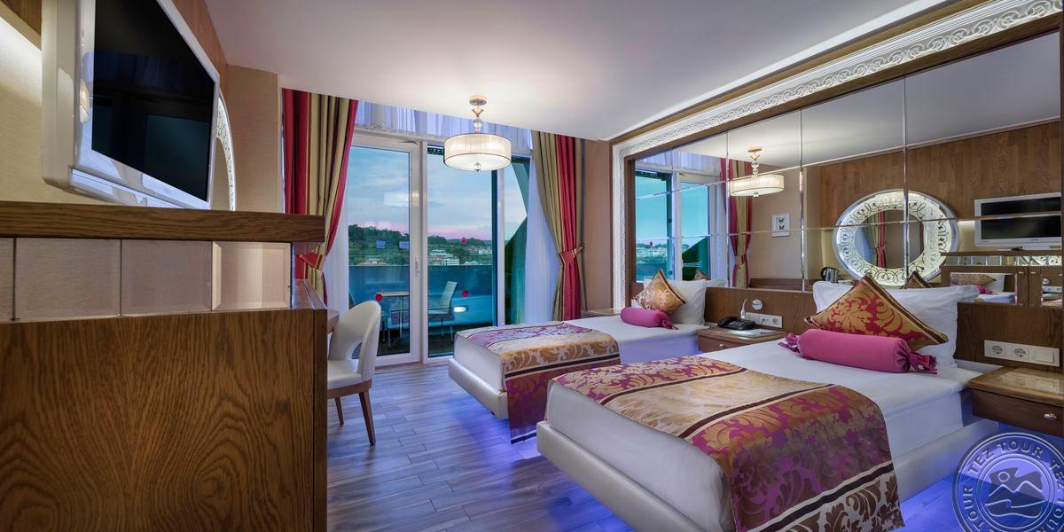 GRANADA LUXURY OKURCALAR