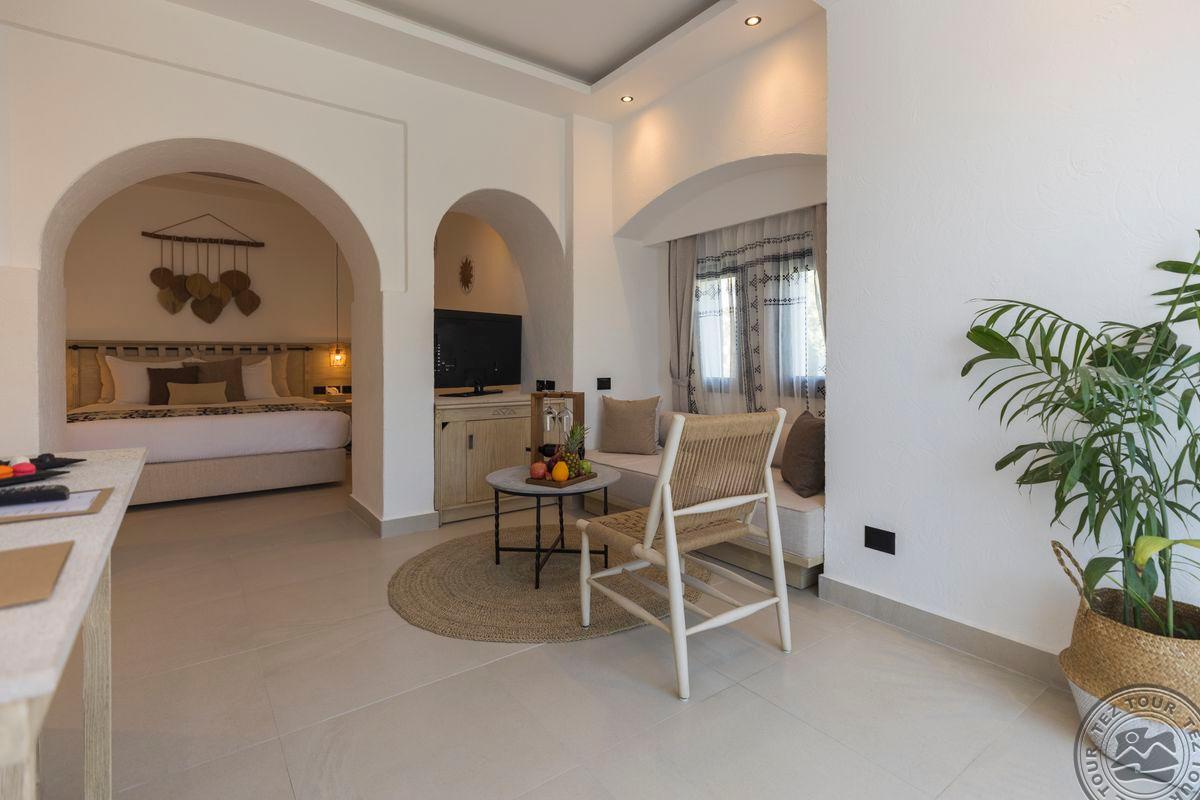 SUNRISE TUCANA RESORT