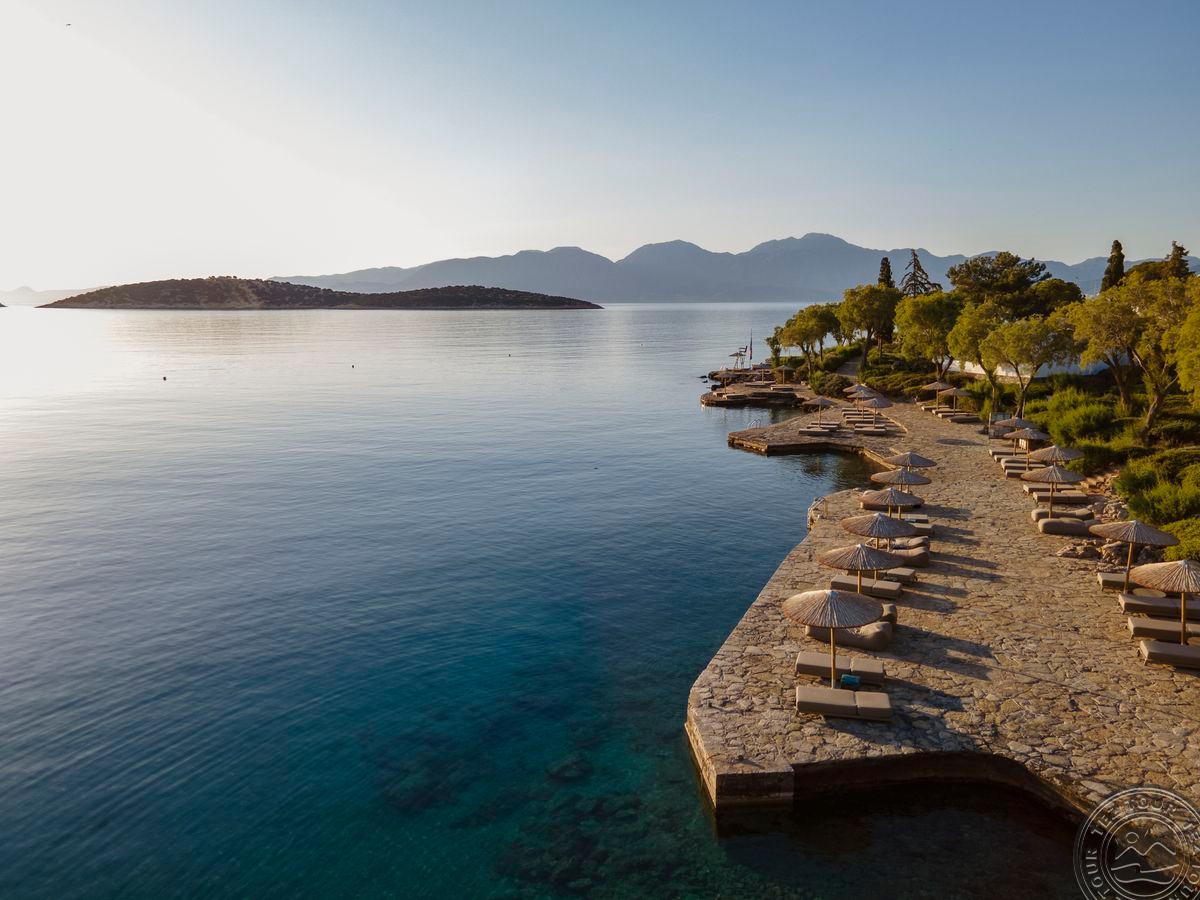 MINOS BEACH ART HOTEL