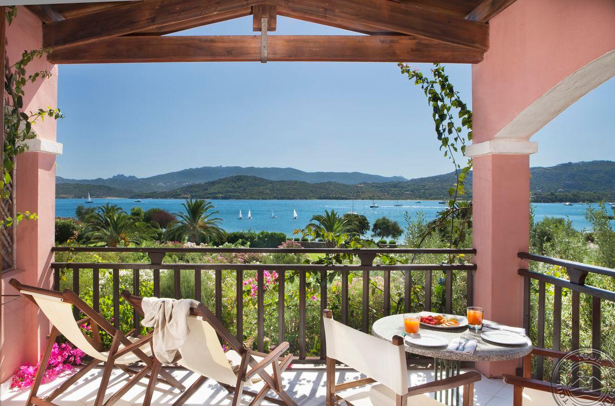 CALA DI FALCO RESORT