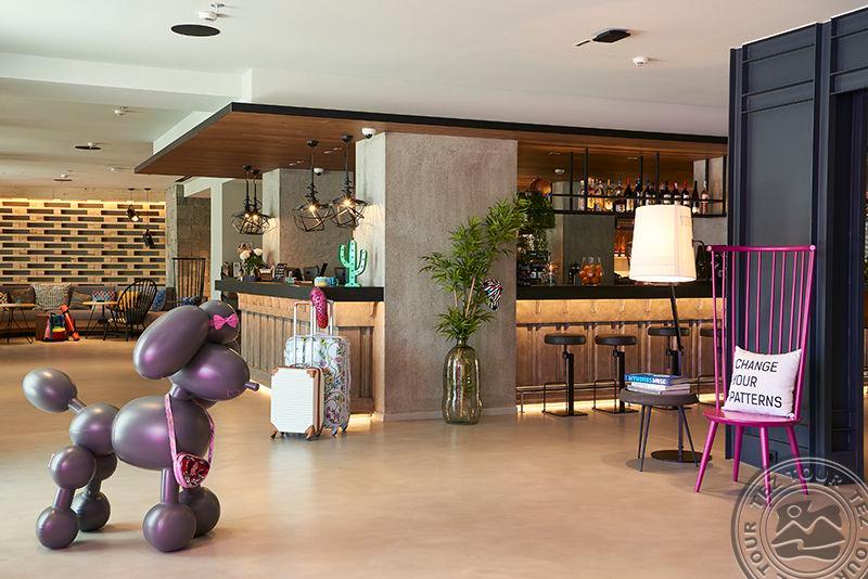 MOXY PATRA MARINA