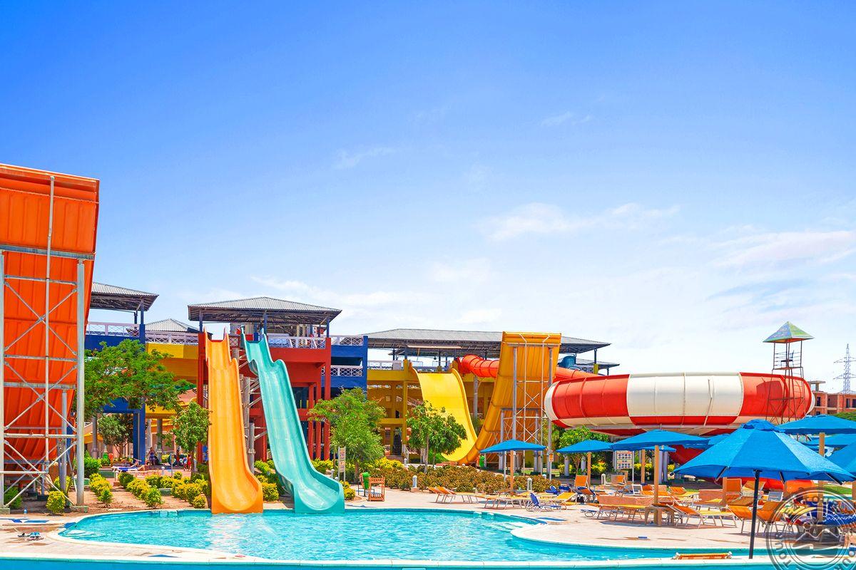 PICKALBATROS JUNGLE AQUA PARK BY NEVERLAND