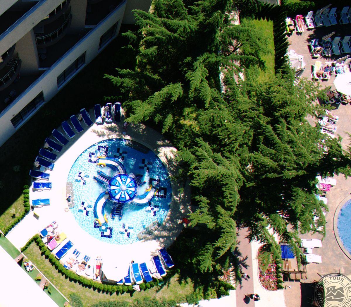 LAGUNA PARK & AQUA CLUB