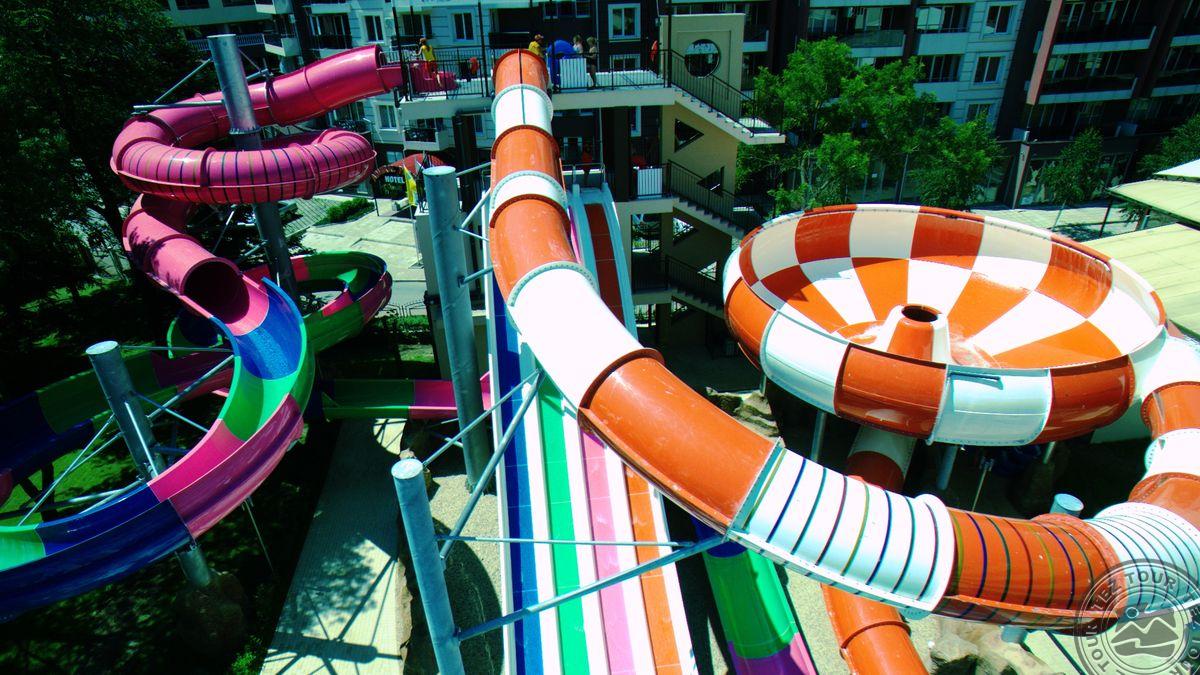 LAGUNA PARK & AQUA CLUB