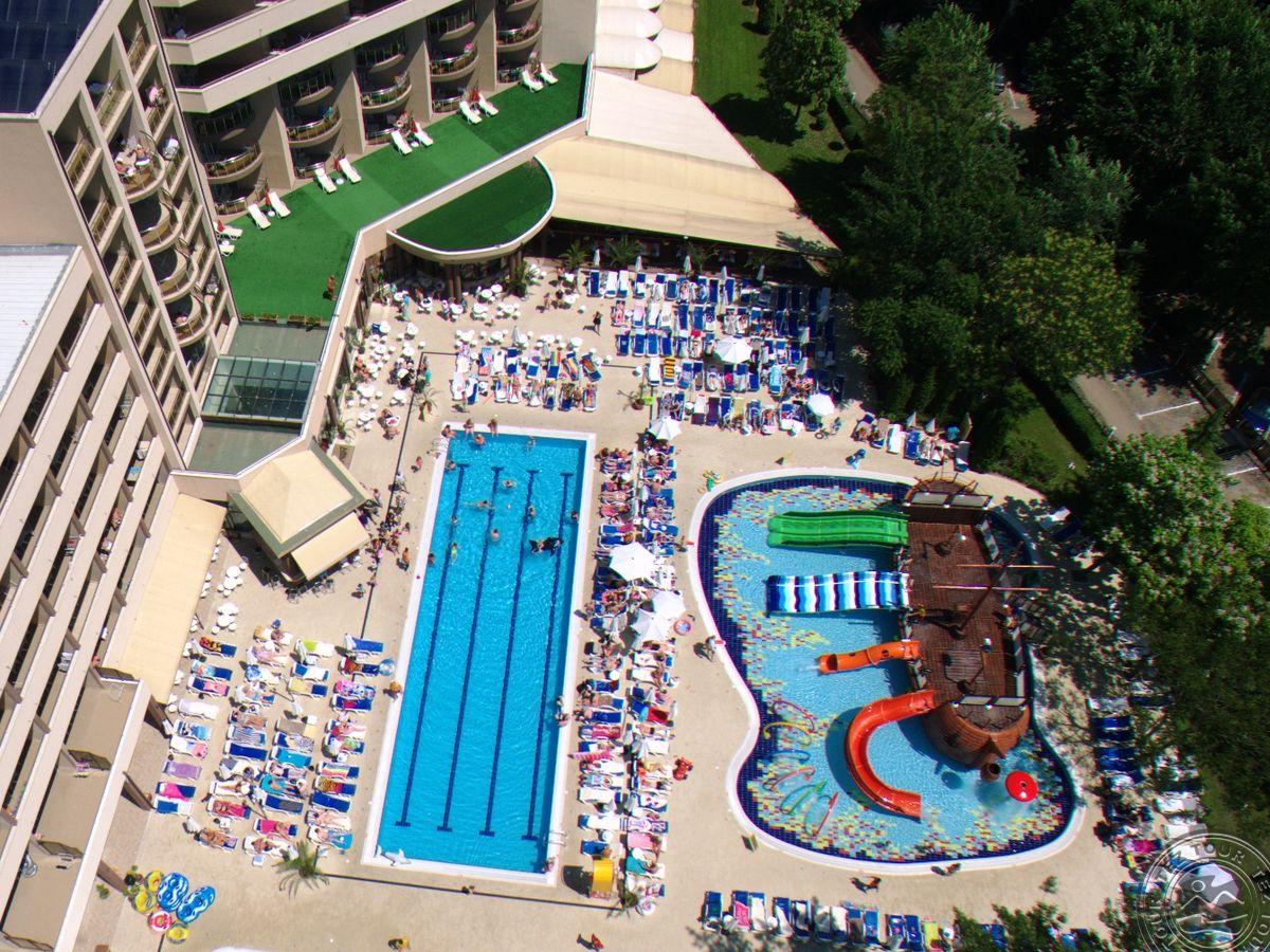 LAGUNA PARK & AQUA CLUB