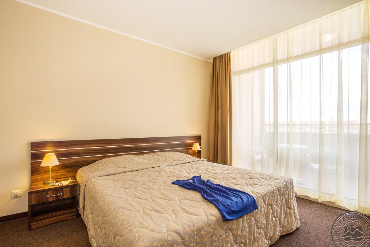 LAGUNA PARK & AQUA CLUB