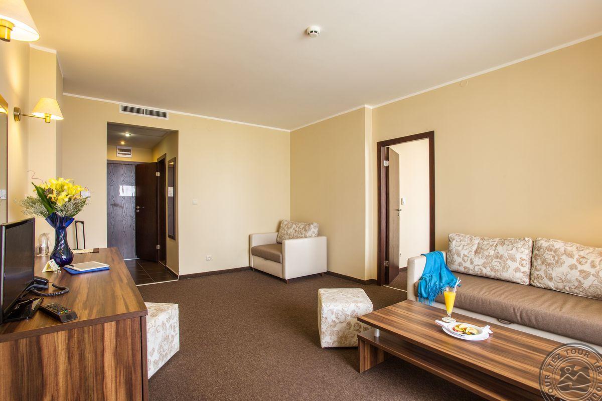 LAGUNA PARK & AQUA CLUB