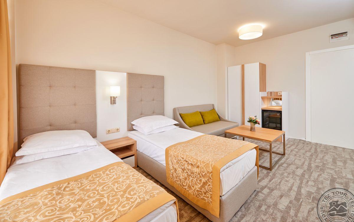 LAGUNA PARK & AQUA CLUB