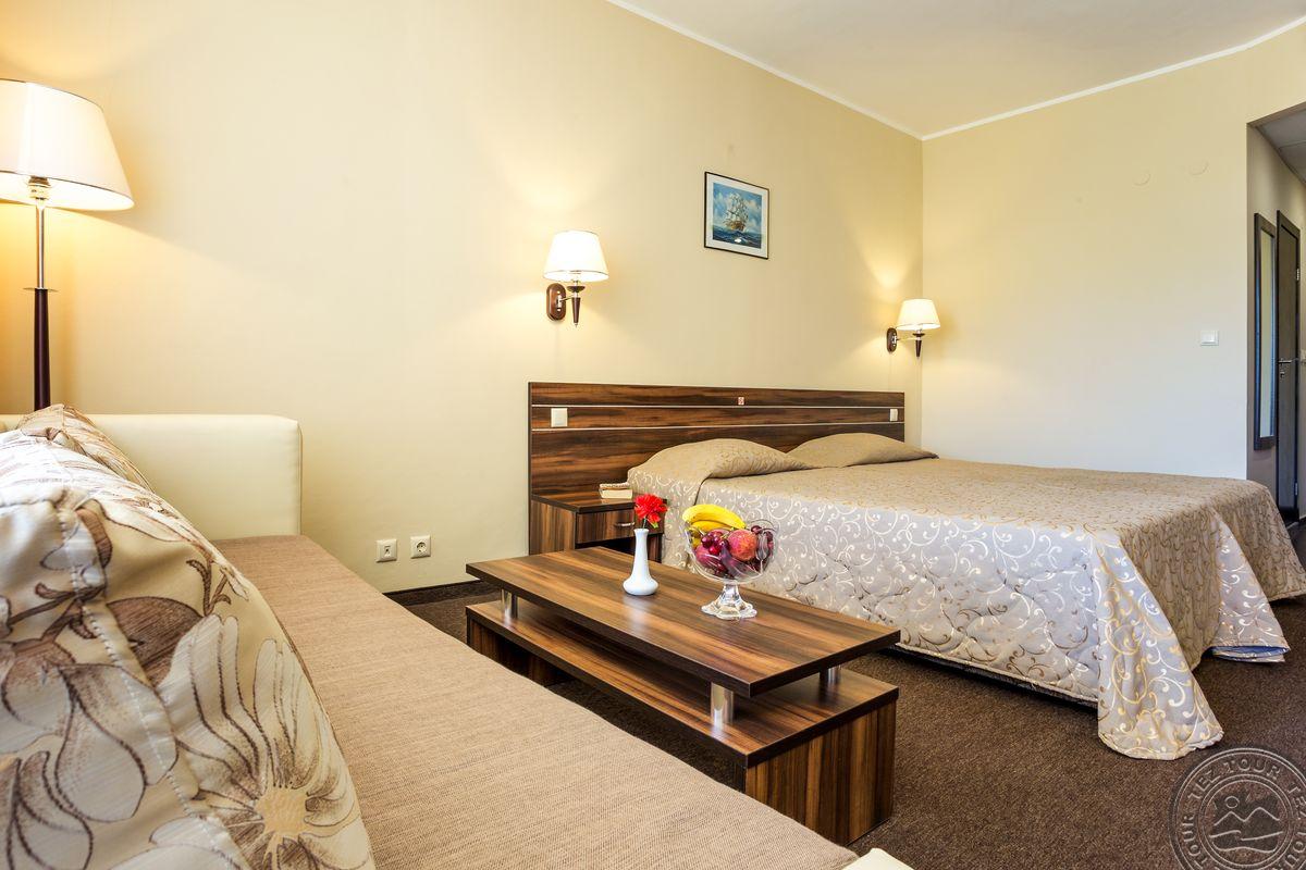 LAGUNA PARK & AQUA CLUB