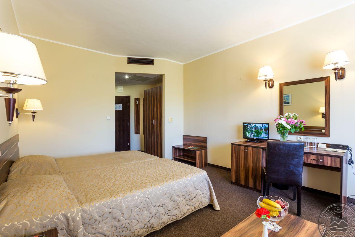 LAGUNA PARK & AQUA CLUB