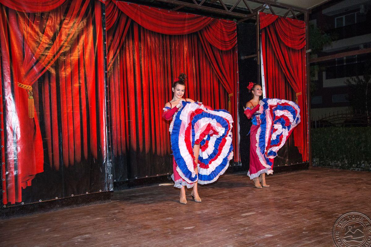 LAGUNA PARK & AQUA CLUB