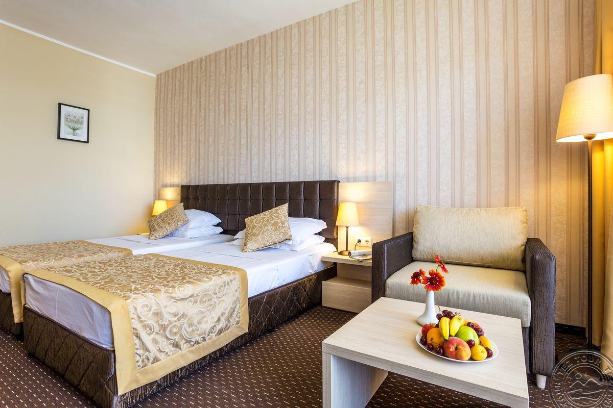 LAGUNA PARK & AQUA CLUB