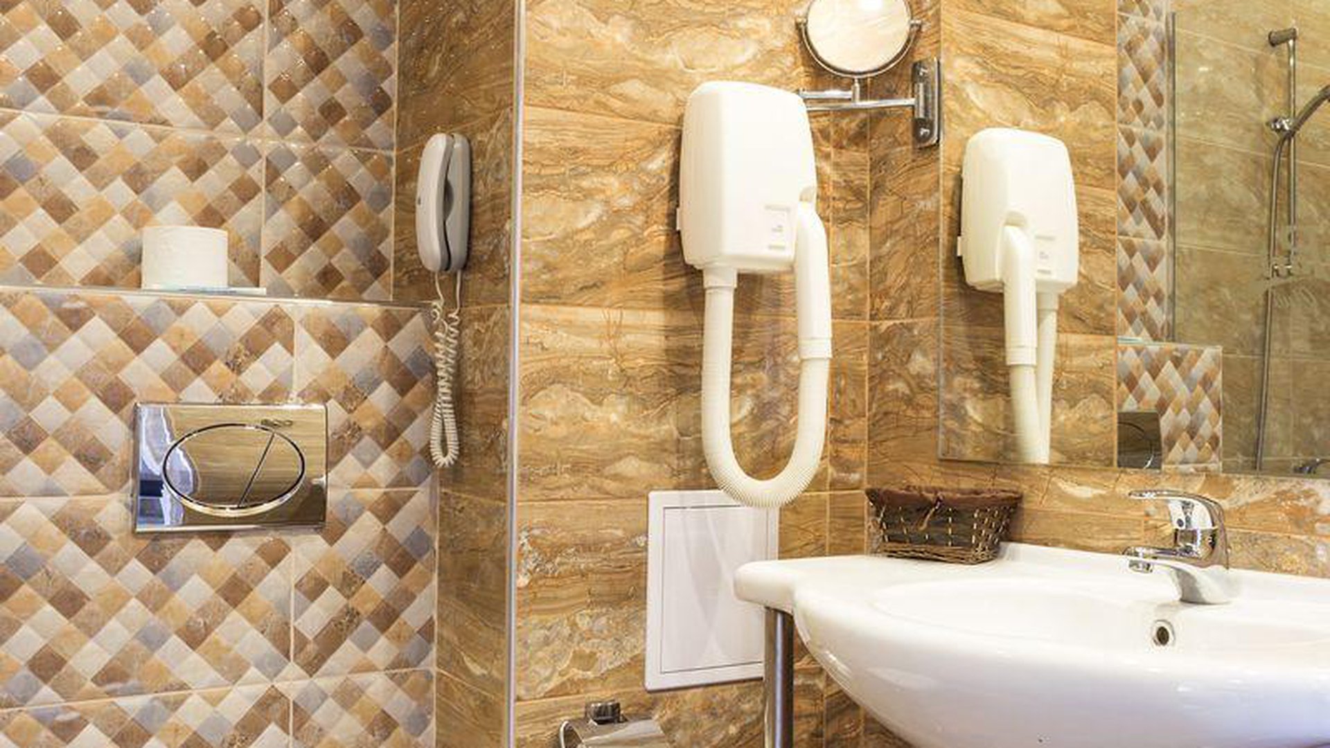 LAGUNA PARK & AQUA CLUB