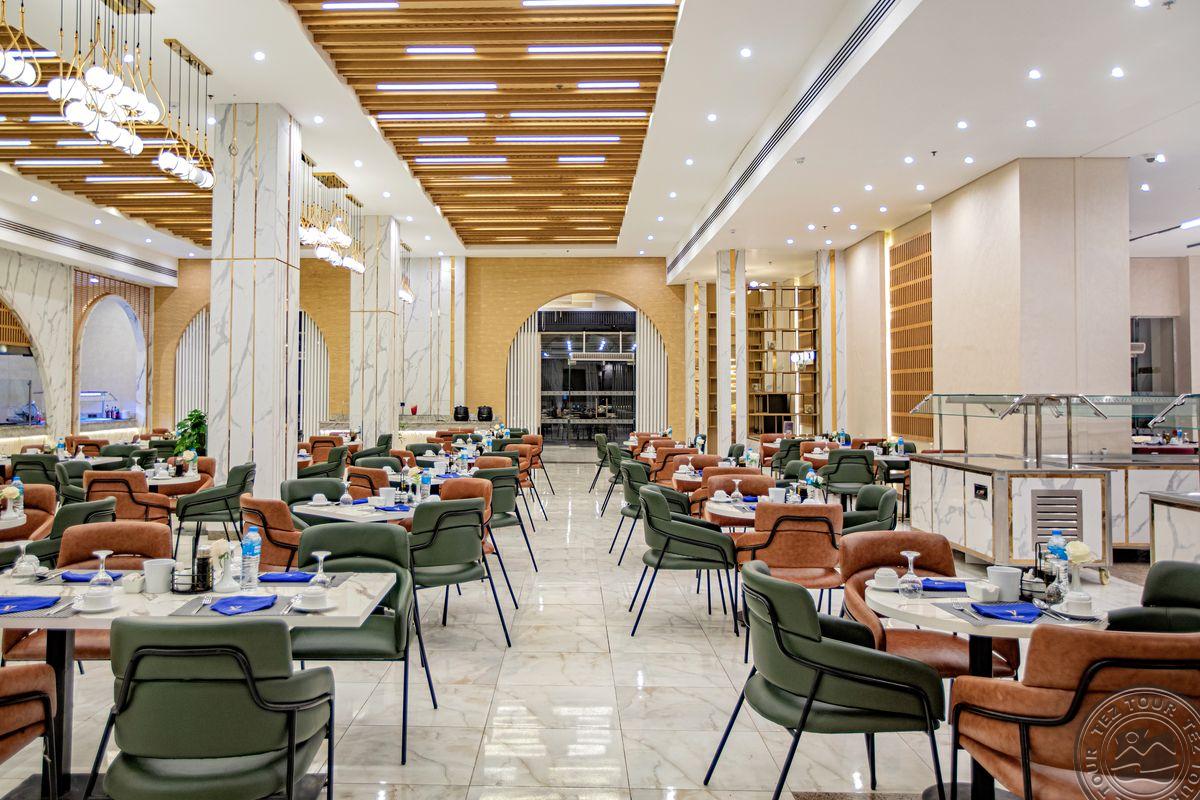 THE V LUXURY RESORT SAHL HASHEESH