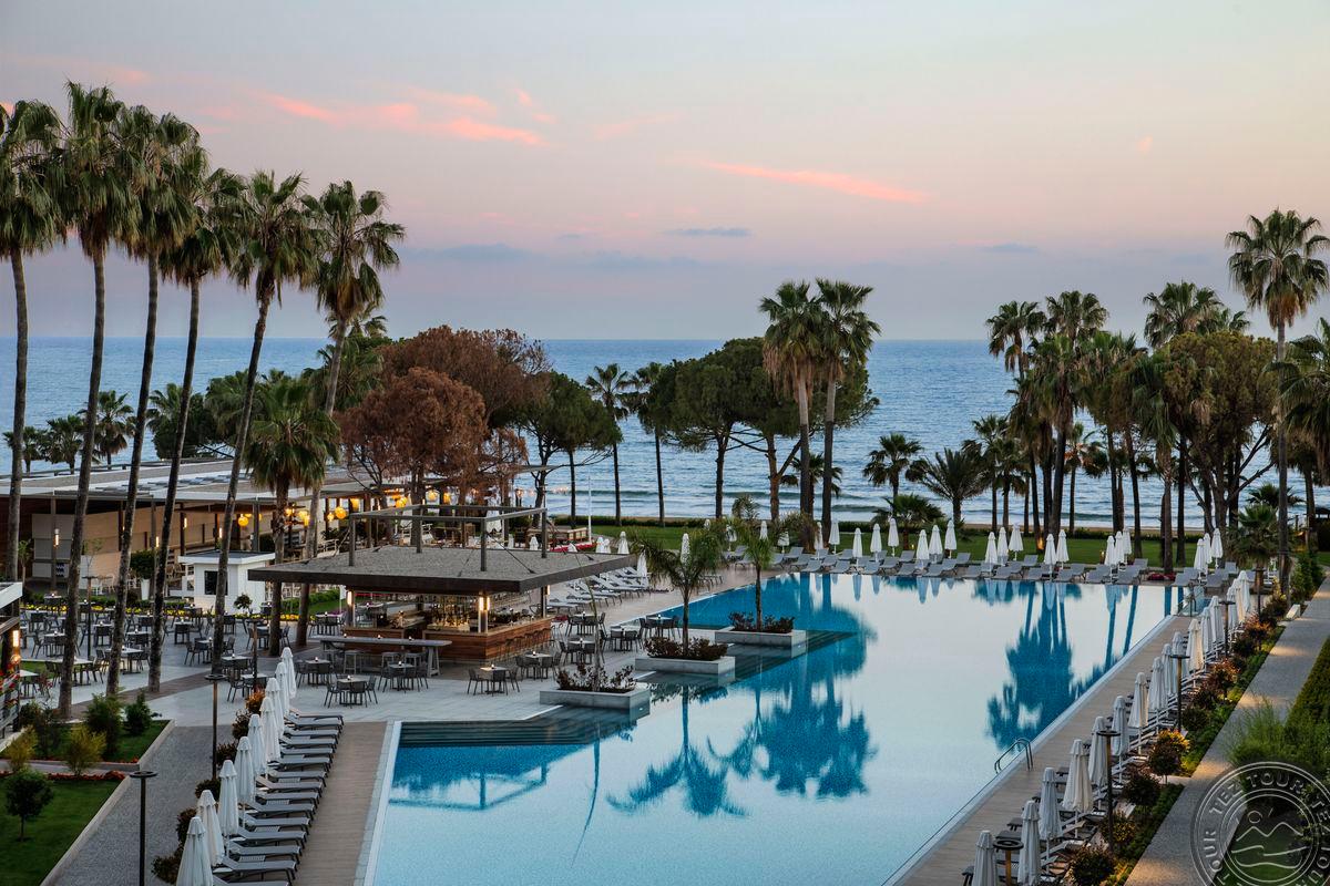 ACANTHUS CENNET BARUT COLLECTION