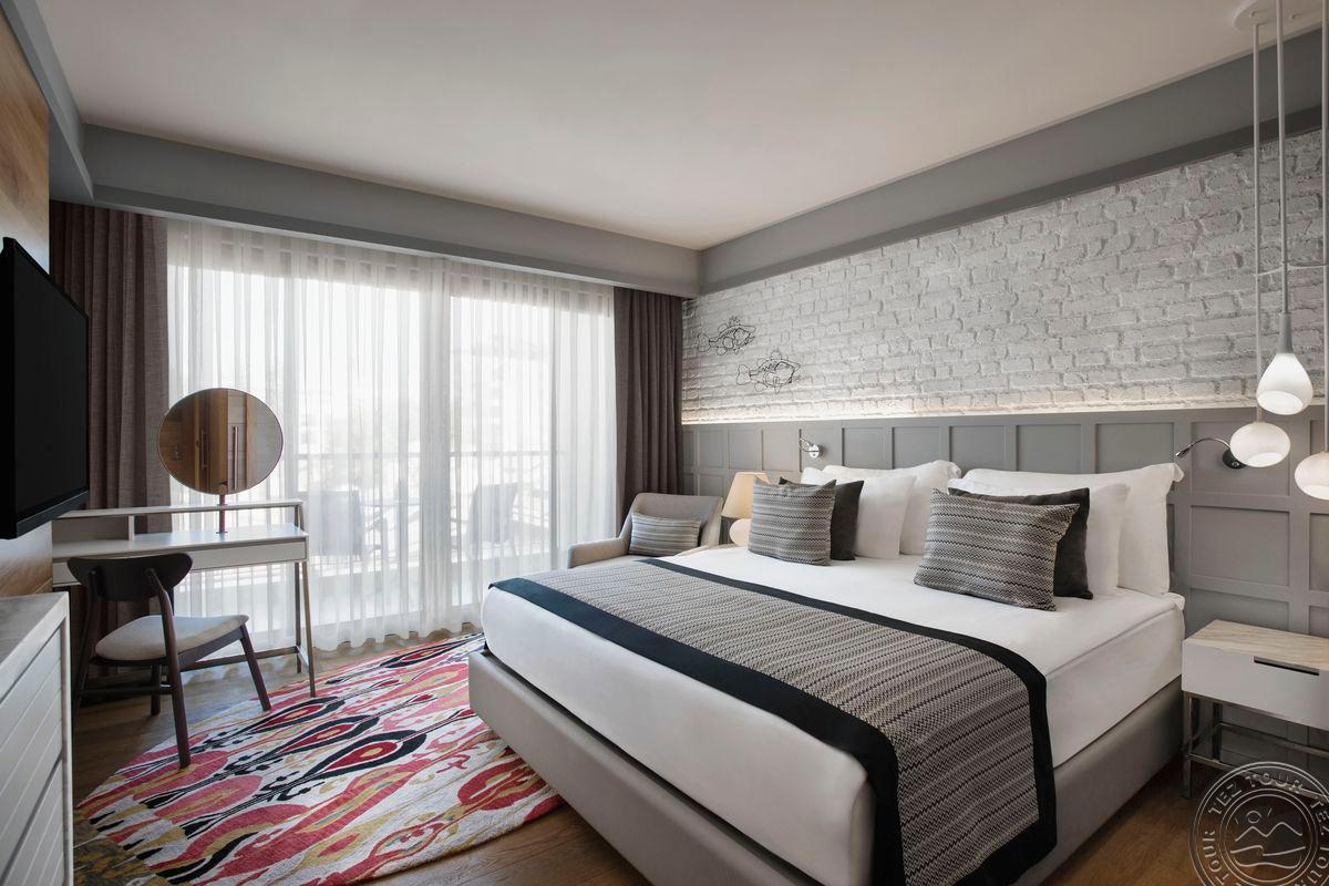 ACANTHUS CENNET BARUT COLLECTION